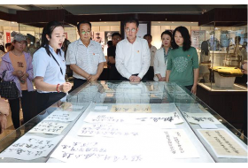 定边革命历史文物展开展