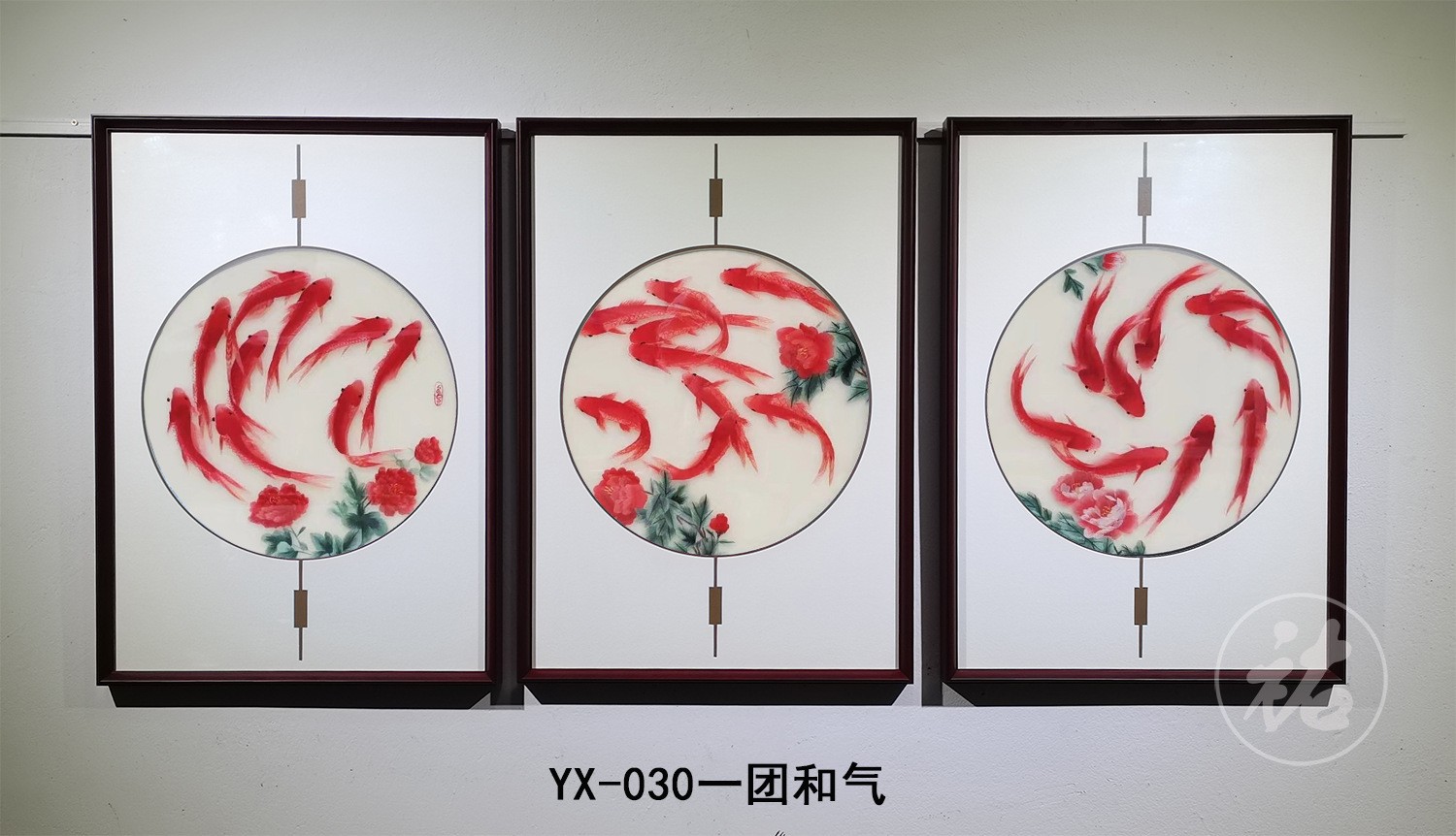 苏绣成品挂画透明丝布刺绣新中式客厅餐厅三联经典款苏绣装饰画图2