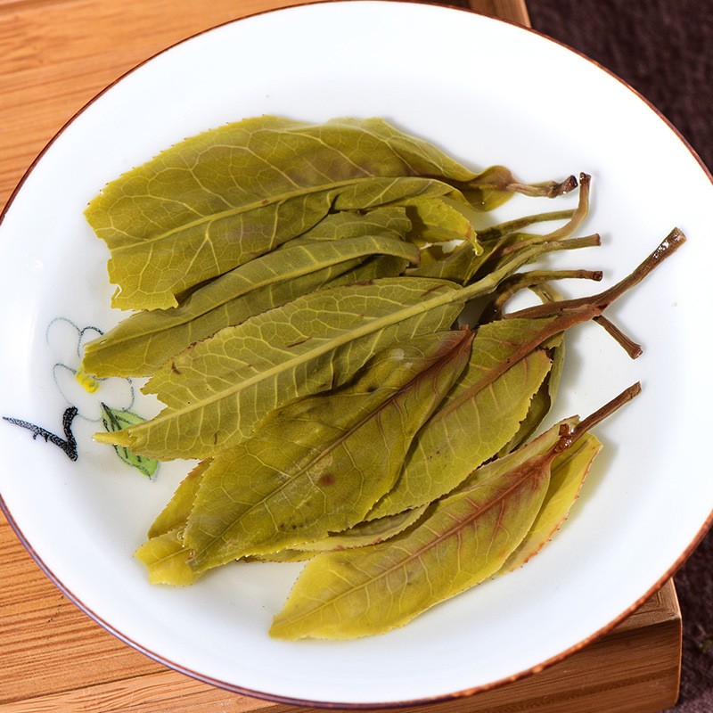 云南普洱茶生茶散茶景迈古树纯料500g带手提袋手提袋礼盒装包邮图4