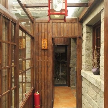 儒风庭院大床房图3