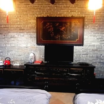探花阳光双床房图4
