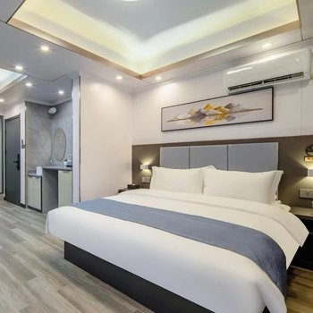 赛里木湖大床房（阳光通透+采光好+舒适床品）图4