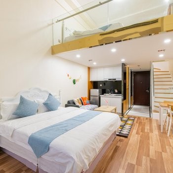 梵朵优选LOFT复式家庭八人间图2