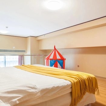 逸朵优品LOFT十人间图2