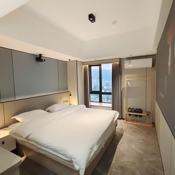 惠享影视大床房图3