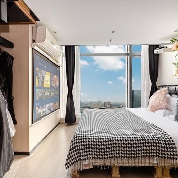 暗黑超A·loft高空套房-巨幕投影+冰箱+洗衣机图3