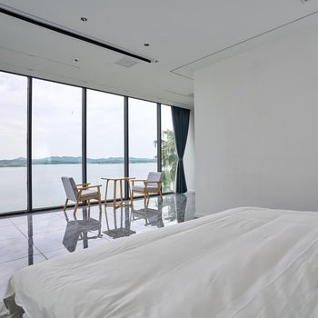 云知·绝美湖景日出摩洛哥风大床房图5