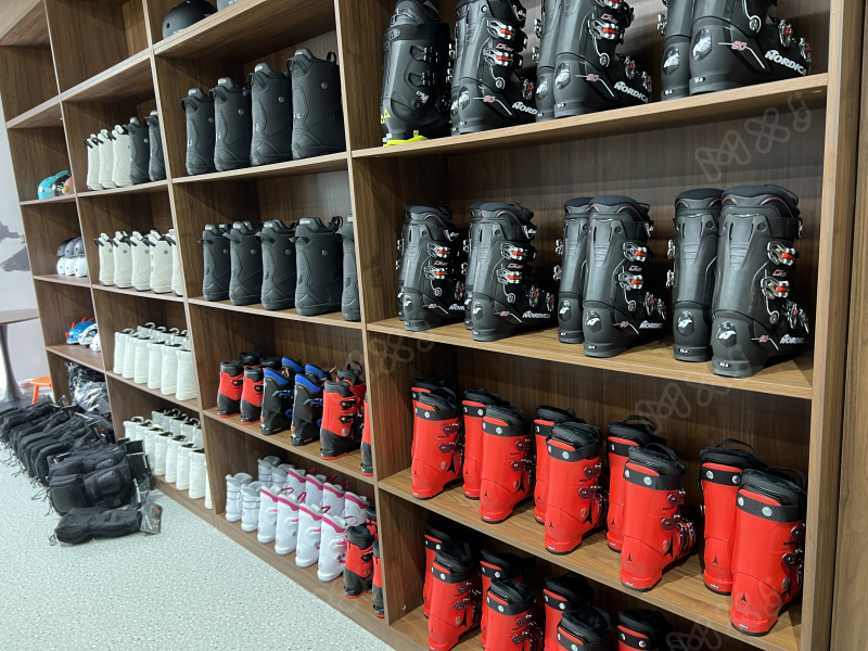 雪乐山室内滑雪图3