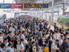 云南铁路今年以来发送旅客突破1亿人次